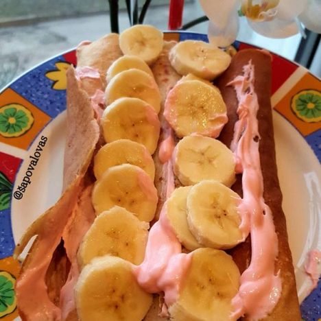 Sukti blyneliai su bananais